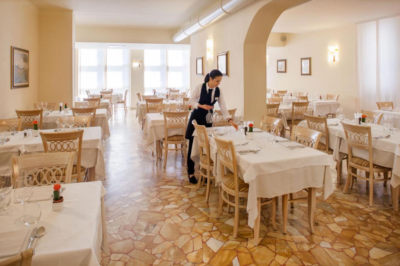 Hotel Villa Ida Family Wellness Laigueglia Exterior photo