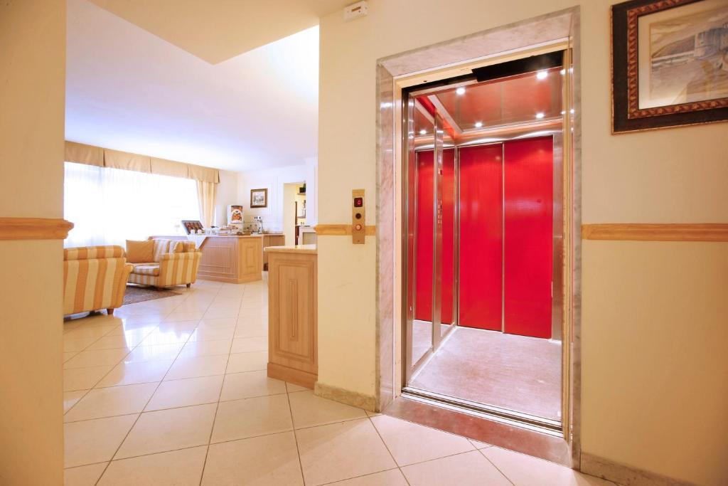 Hotel Villa Ida Family Wellness Laigueglia Exterior photo